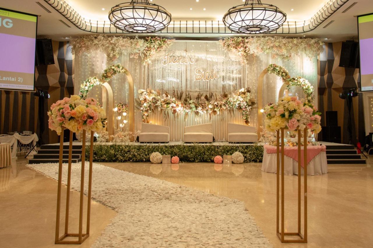 โรงแรมออชาดอินดัสตรี จาการ์ตา ภายนอก รูปภาพ
