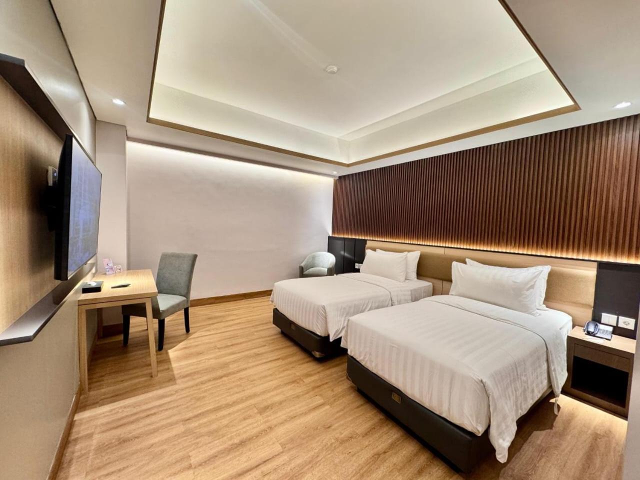 โรงแรมออชาดอินดัสตรี จาการ์ตา ภายนอก รูปภาพ