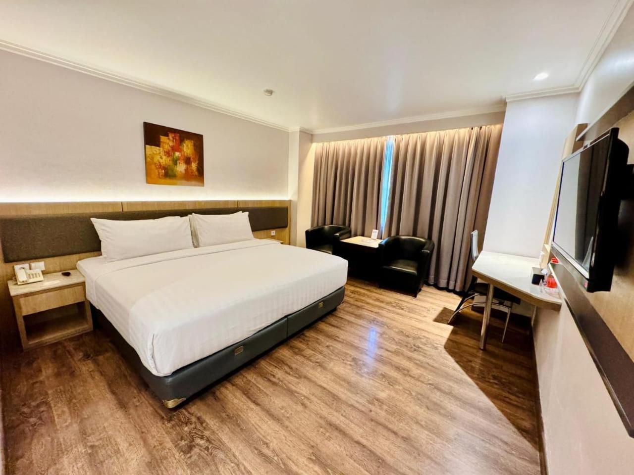 โรงแรมออชาดอินดัสตรี จาการ์ตา ภายนอก รูปภาพ